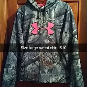 UA Camo sweatshirt
